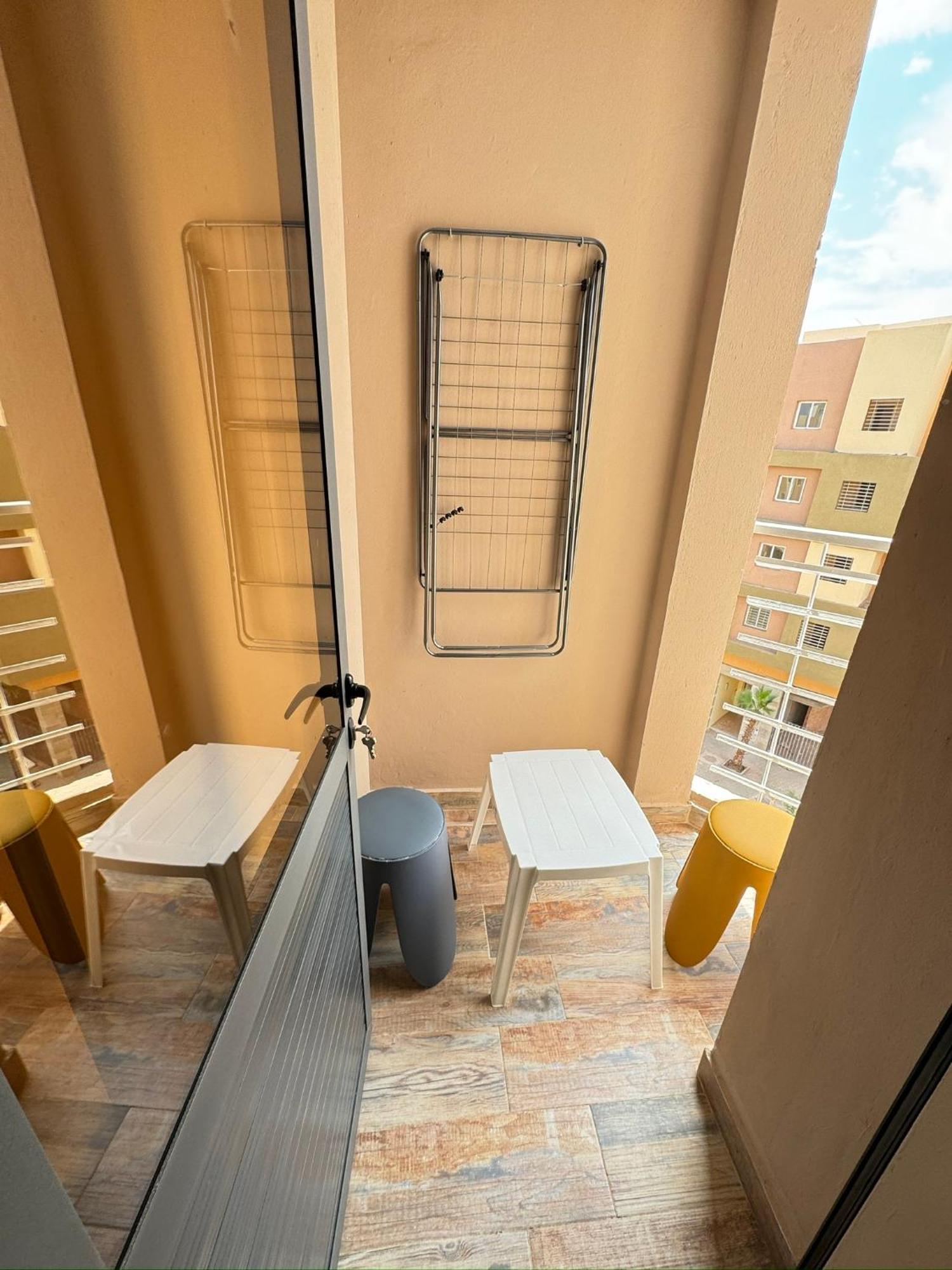 Super Appartement Proche De L Aeroport Маракеш Екстериор снимка